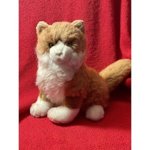 Vintage America Wego Maltese Plush Stuffed Sitting Lifelike Cat 13”